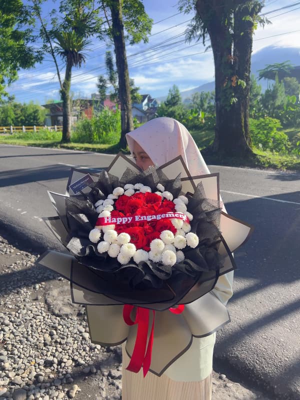 Eternal Red Rose (fresh flower)